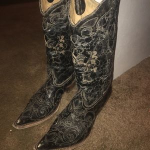 Women’s corral vintage boots